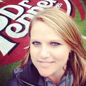 Meet your Posher, Laura